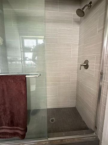 1753 NE 18th St 1753, Fort Lauderdale, FL 33305