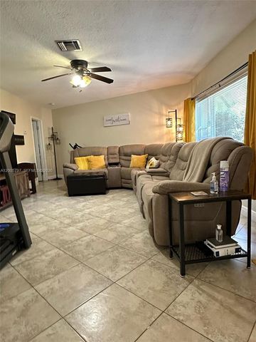 1753 NE 18th St 1753, Fort Lauderdale, FL 33305