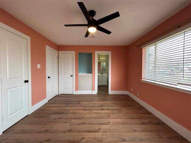 5556 Macarthur Drive, Fort Worth, TX 76112