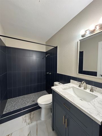 5556 Macarthur Drive, Fort Worth, TX 76112