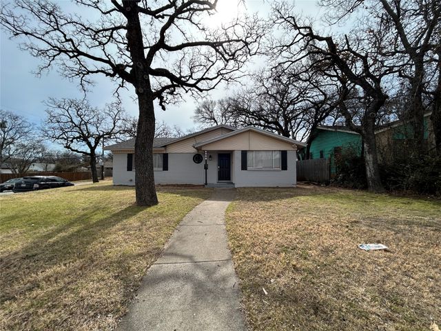 5556 Macarthur Drive, Fort Worth, TX 76112