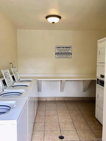 1845 Bayview Heights Drive 101, San Diego, CA 92105