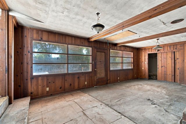 1013 Oak Street, Grand Prairie, TX 75050