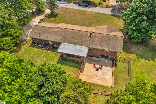134 Cashmere Drive, Greenville, SC 29605