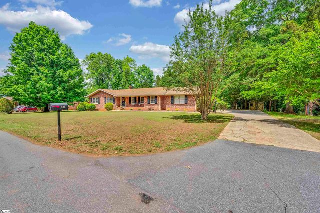 134 Cashmere Drive, Greenville, SC 29605