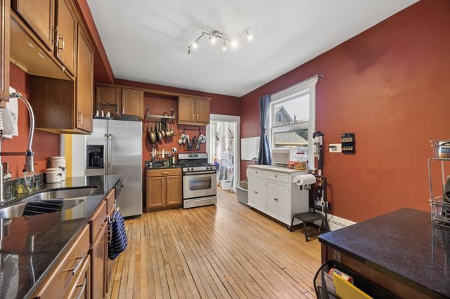 1676 Hague Avenue, Saint Paul, MN 55104