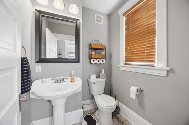 1676 Hague Avenue, Saint Paul, MN 55104