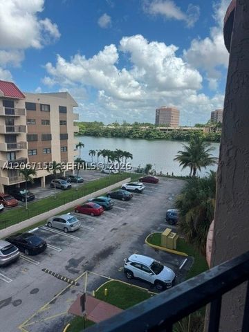 5201 NW 7th St 506, Miami, FL 33126