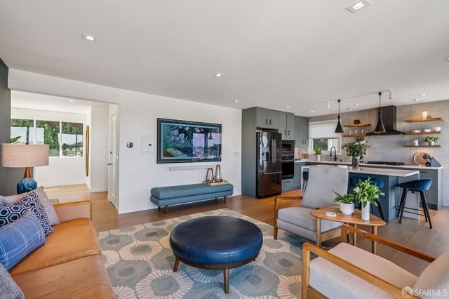 160 Graystone Terrace 9, San Francisco, CA 94114