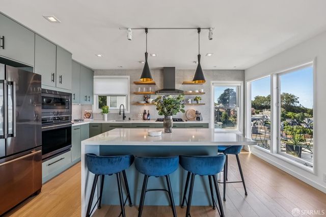 160 Graystone Terrace 9, San Francisco, CA 94114