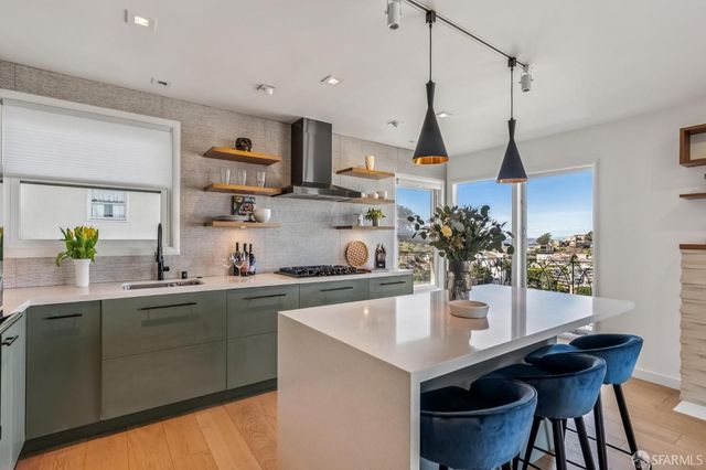 160 Graystone Terrace 9, San Francisco, CA 94114