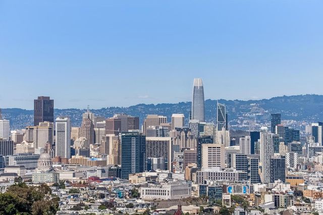 160 Graystone Terrace 9, San Francisco, CA 94114