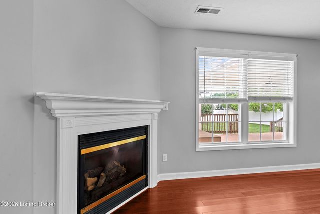 235 Helmwood Cir, Mt Washington, KY 40047
