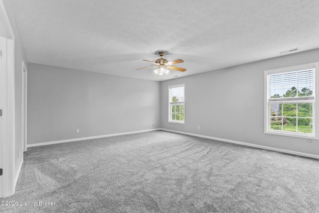 235 Helmwood Cir, Mt Washington, KY 40047