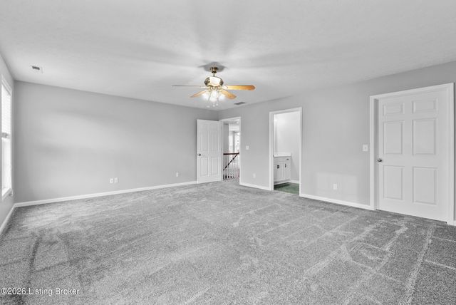 235 Helmwood Cir, Mt Washington, KY 40047