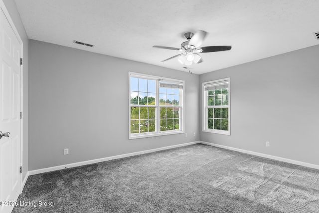 235 Helmwood Cir, Mt Washington, KY 40047
