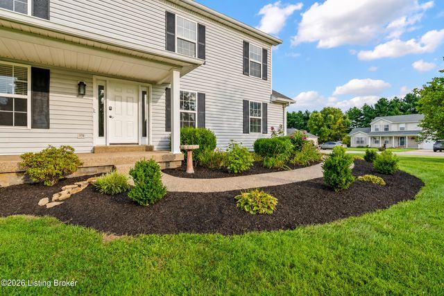 235 Helmwood Cir, Mt Washington, KY 40047