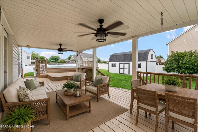 235 Helmwood Cir, Mt Washington, KY 40047