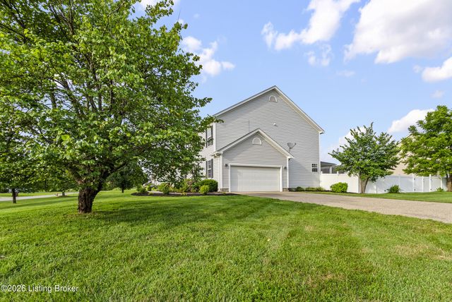 235 Helmwood Cir, Mt Washington, KY 40047
