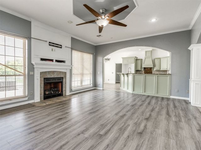 112 Lake Shore Drive, Shawnee, OK 74804