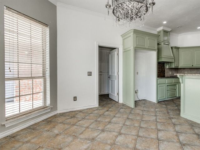 112 Lake Shore Drive, Shawnee, OK 74804