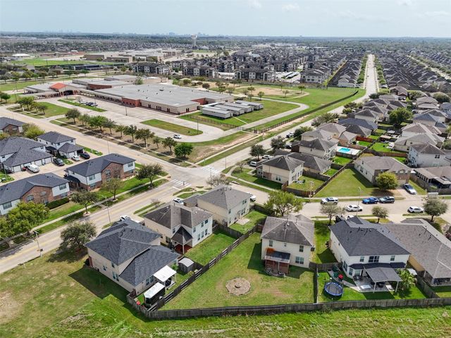 19406 Plantation Cove Lane, Katy, TX 77449