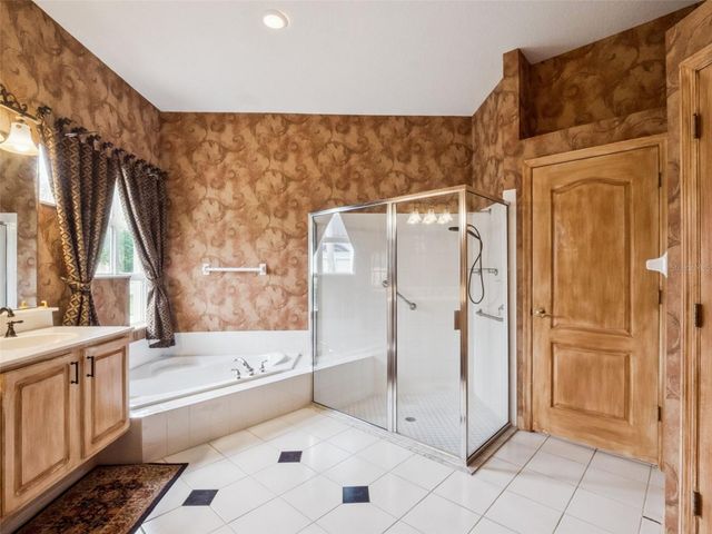 1186 BRANTLEY ESTATES DRIVE, Altamonte Springs, FL 32714