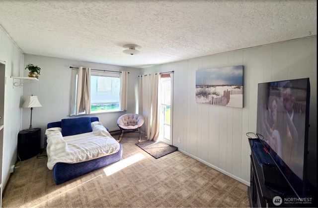 1514 Oregon Avenue N, Long Beach, WA 98611