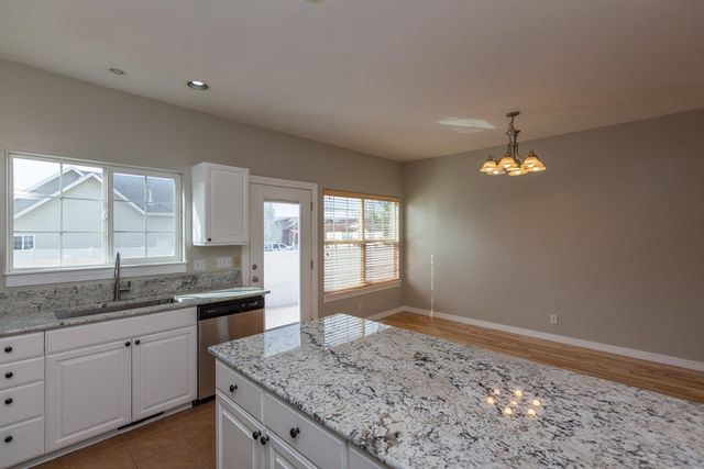 624 Orange Grove Way, Grand Junction, CO 81504