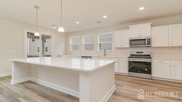 265 Plainfield Road, Edison, NJ 08820