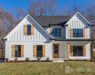 265 Plainfield Road, Edison, NJ 08820