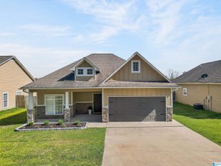 201 BONNIEVILLE DRIVE, Calera, AL 35040