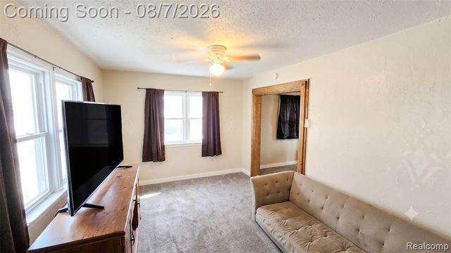 2179 S Term Street, Burton, MI 48519