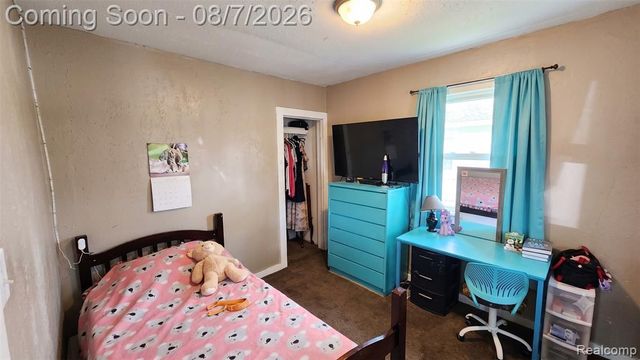 2179 S Term Street, Burton, MI 48519