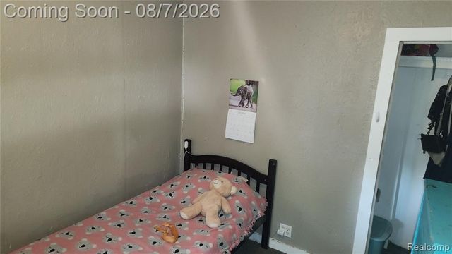 2179 S Term Street, Burton, MI 48519
