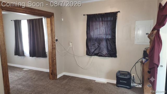 2179 S Term Street, Burton, MI 48519