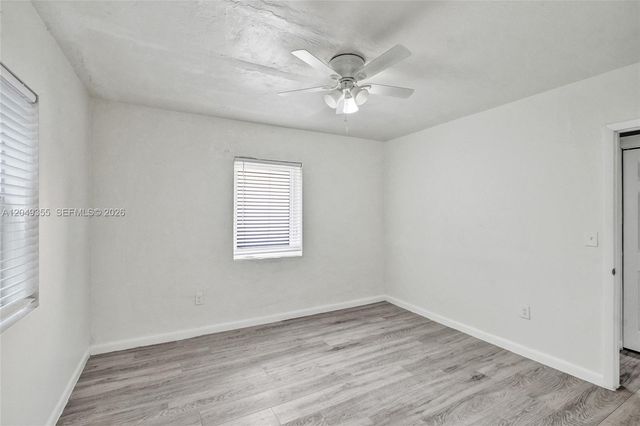 200 NW 13th St 5, Miami, FL 33136