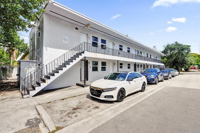 200 NW 13th St 5, Miami, FL 33136