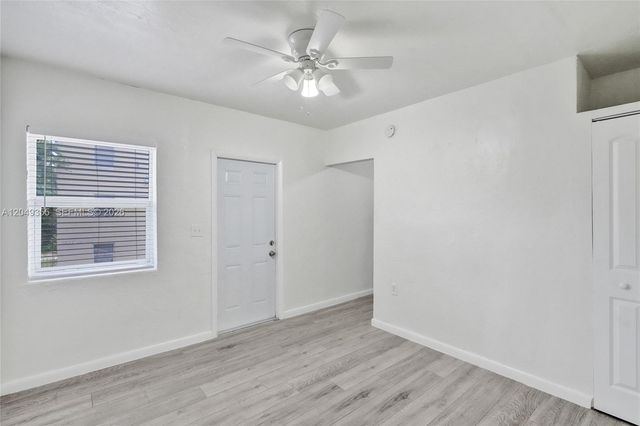 200 NW 13th St 5, Miami, FL 33136