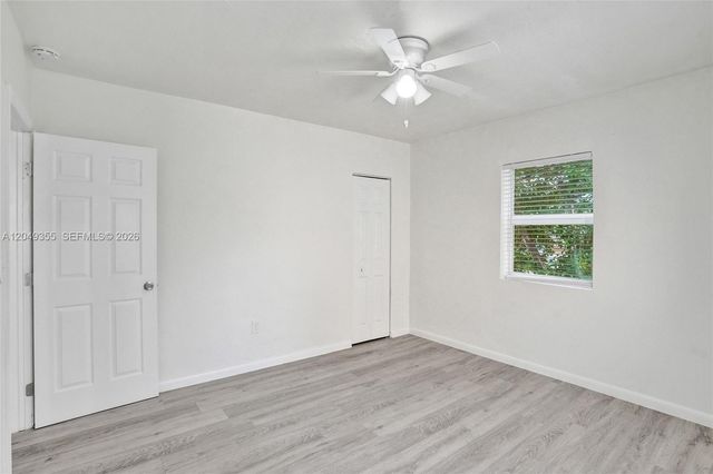 200 NW 13th St 5, Miami, FL 33136