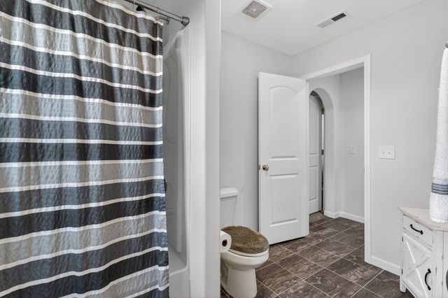 125 Ervin St, Hendersonville, TN 37075