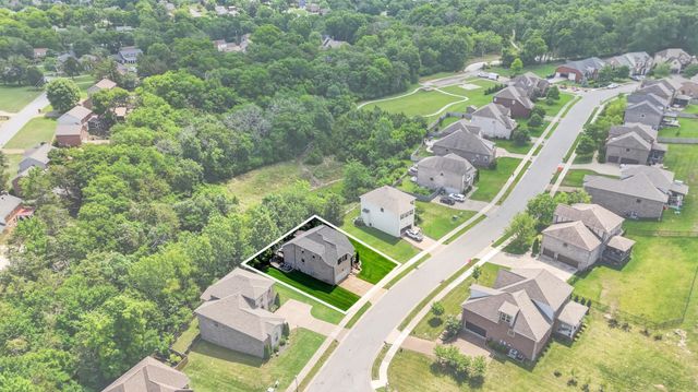 125 Ervin St, Hendersonville, TN 37075