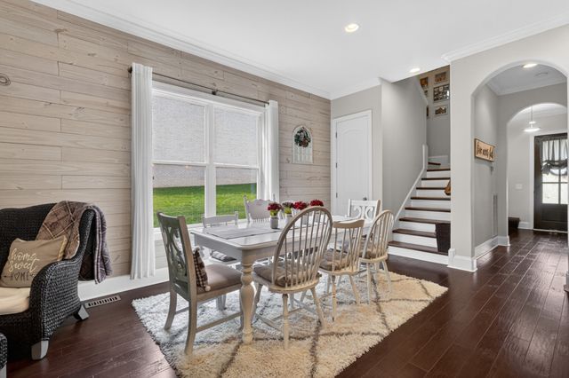 125 Ervin St, Hendersonville, TN 37075