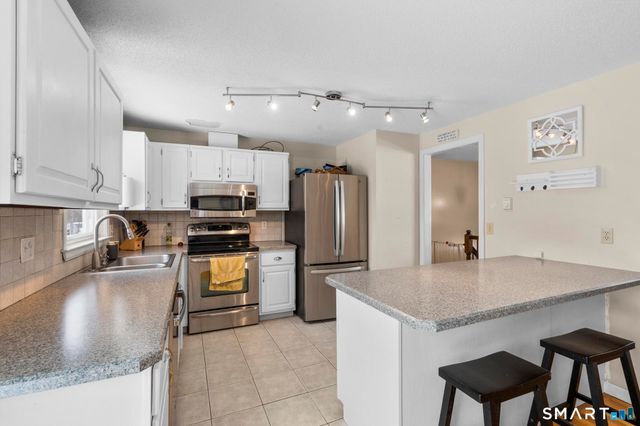 121 Village Street, Bristol, CT 06010