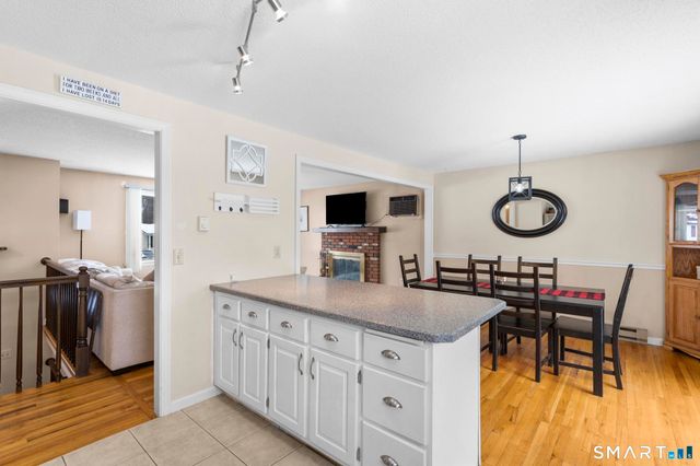 121 Village Street, Bristol, CT 06010