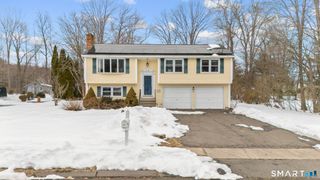 121 Village Street, Bristol, CT 06010