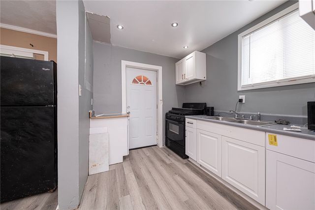 1536 Hunter St, Wilkinsburg, PA 15221