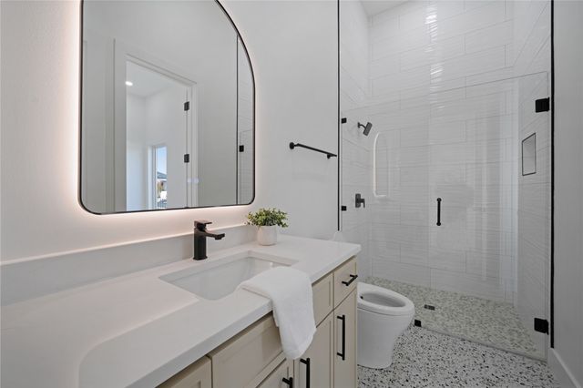 323 Longview Place, Heath, TX 75032