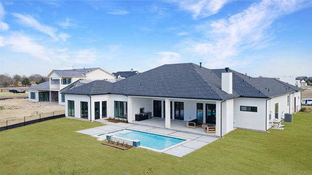 323 Longview Place, Heath, TX 75032