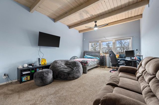 6171 Pleasant Hill DRIVE, West Bend, WI 53095